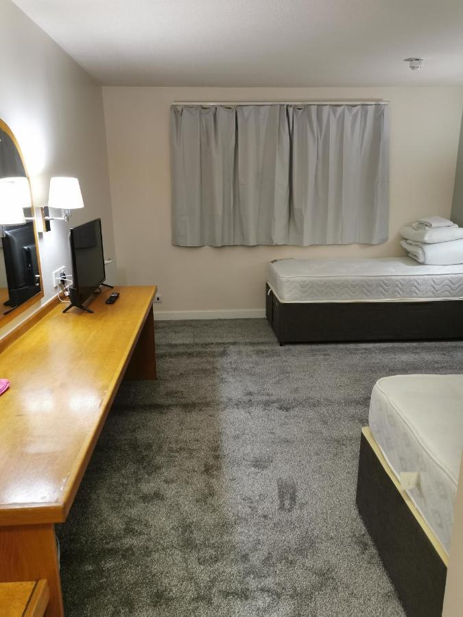 Thurrock Hotel M25 Services Aveley エクステリア 写真